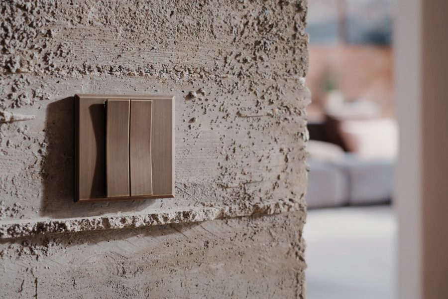 Oblikovanje za prihodnost: vloga pametnih domov v sodobnem notranjem oblikovanju